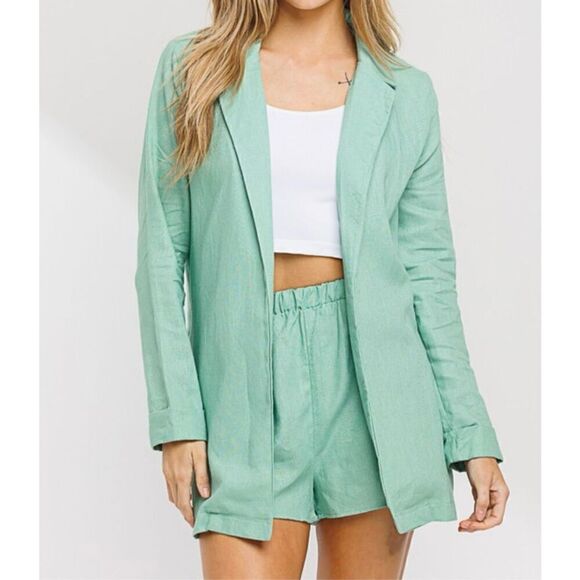Sage green linen short set - Picture 1 of 9